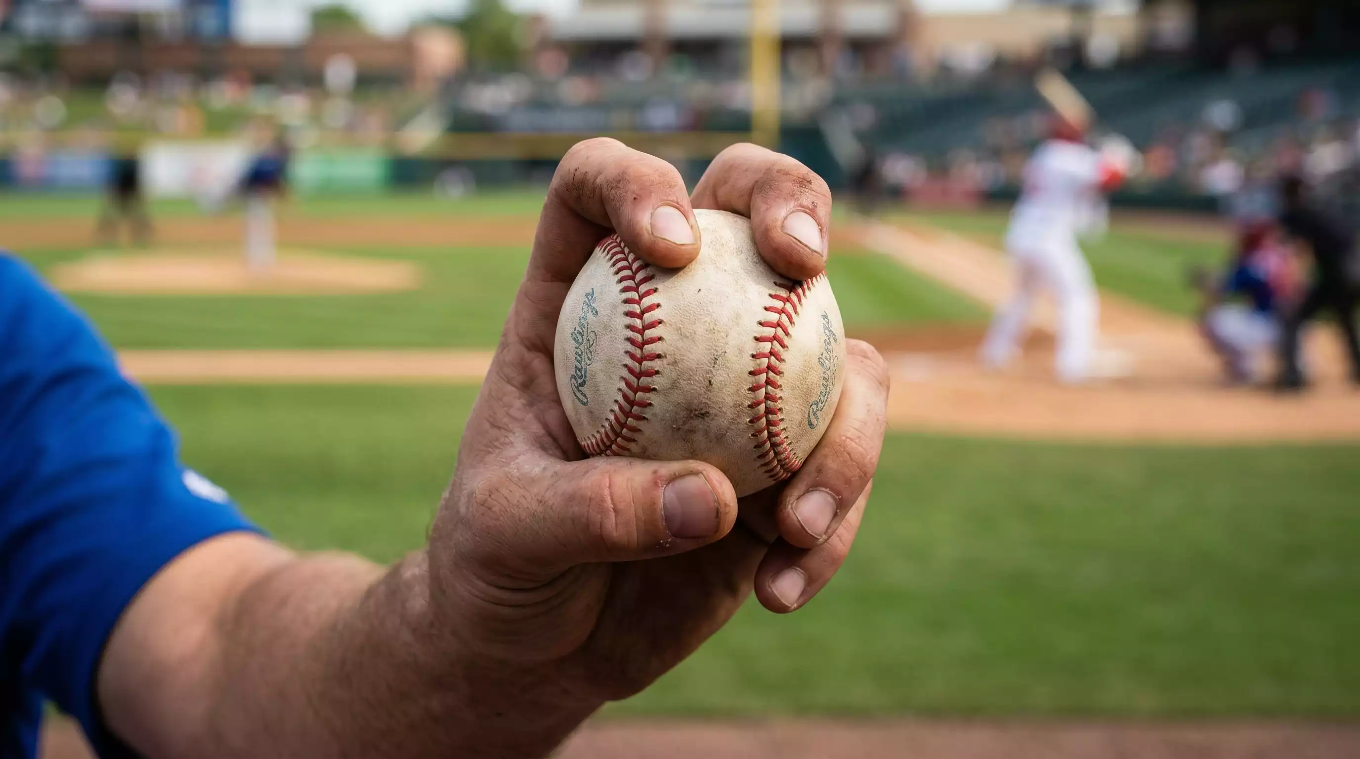 Diferencia entre ERA y FIP para apuestas de béisbol MLB